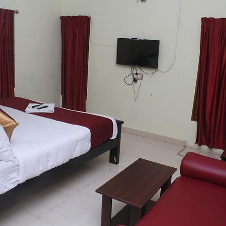 Skyry Hotels T Nagar Chennai Exterior photo
