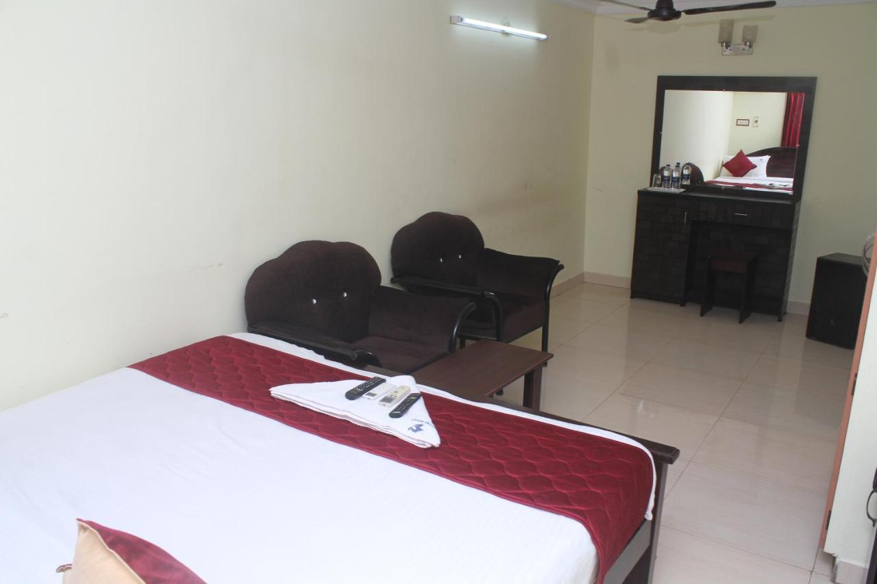 Skyry Hotels T Nagar Chennai Exterior photo