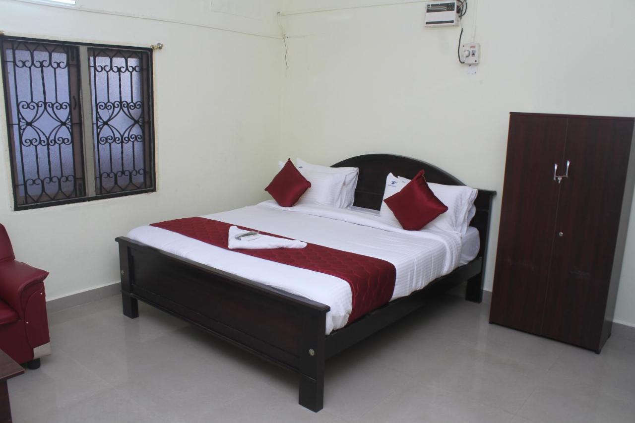 Skyry Hotels T Nagar Chennai Exterior photo
