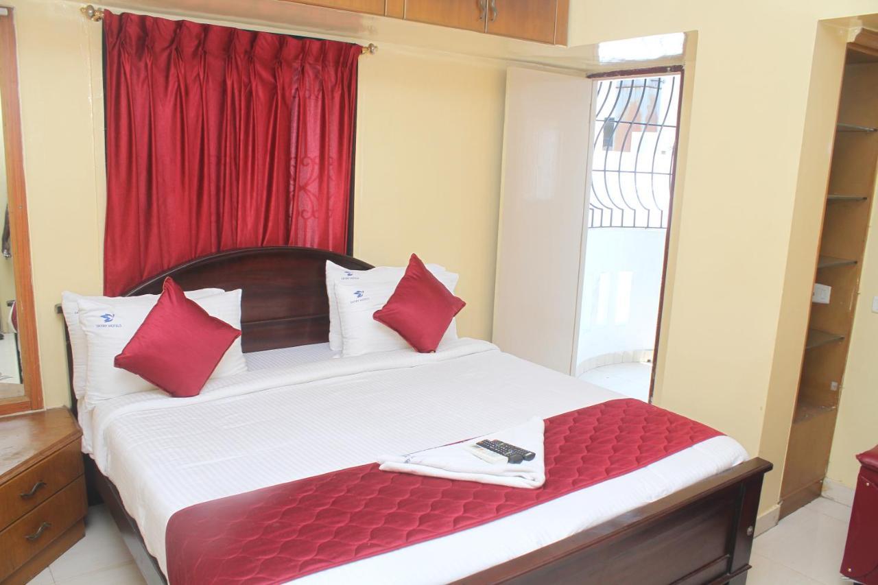 Skyry Hotels T Nagar Chennai Exterior photo