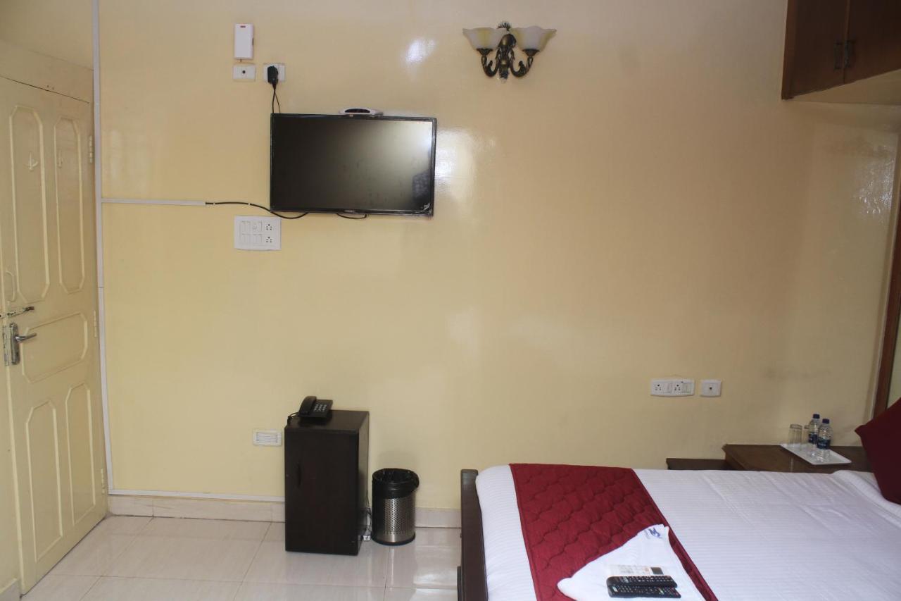 Skyry Hotels T Nagar Chennai Exterior photo