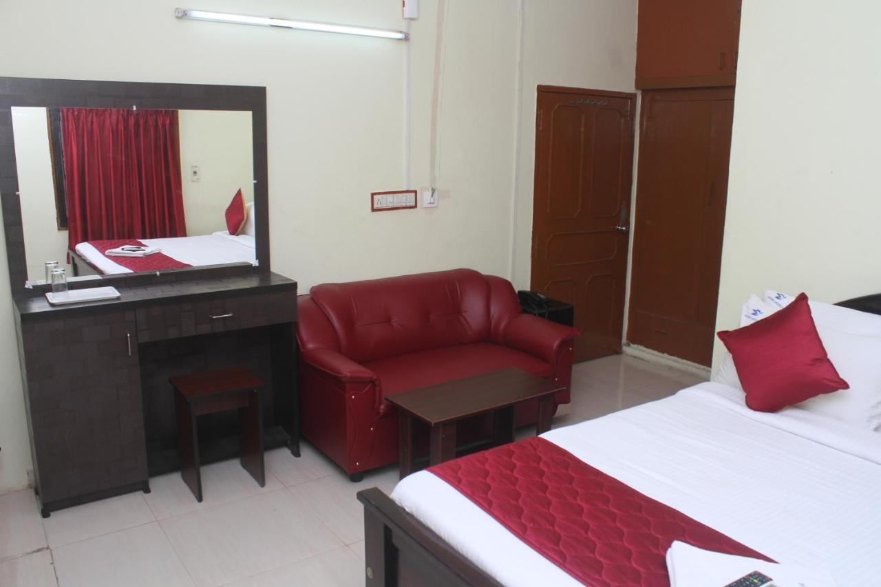 Skyry Hotels T Nagar Chennai Exterior photo