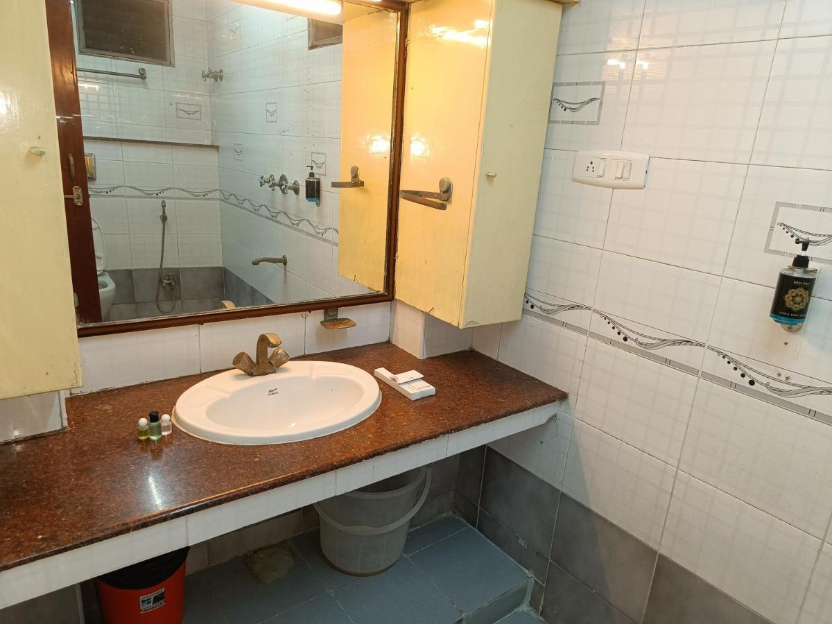 Skyry Hotels T Nagar Chennai Exterior photo