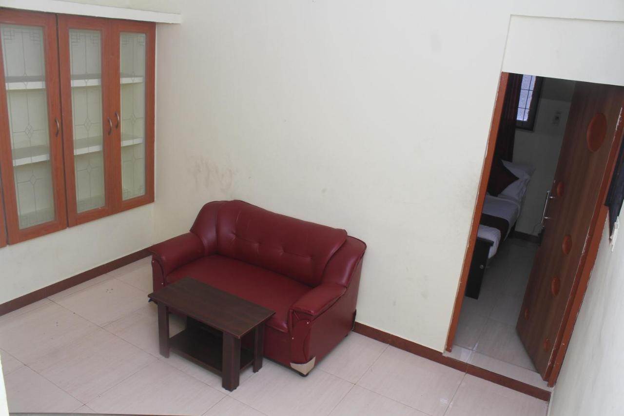 Skyry Hotels T Nagar Chennai Exterior photo