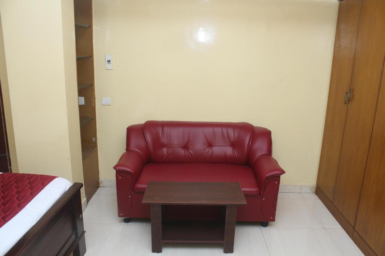 Skyry Hotels T Nagar Chennai Exterior photo